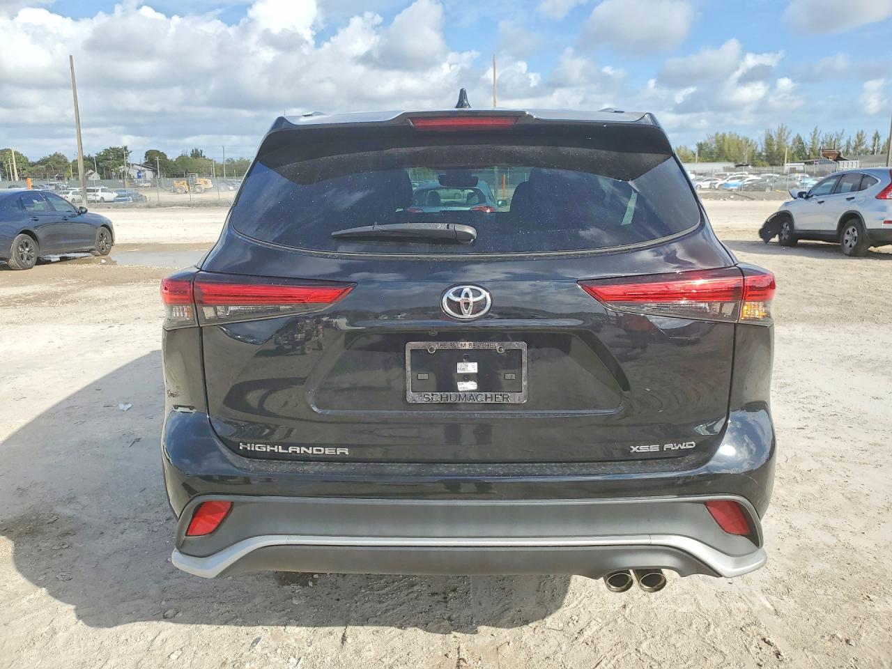 2022 TOYOTA HIGHLANDER