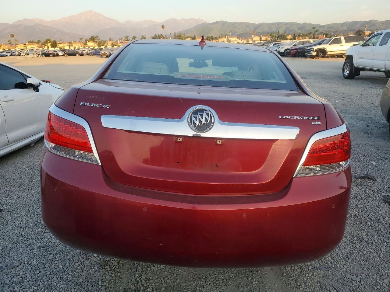 2010 BUICK LACROSSE
