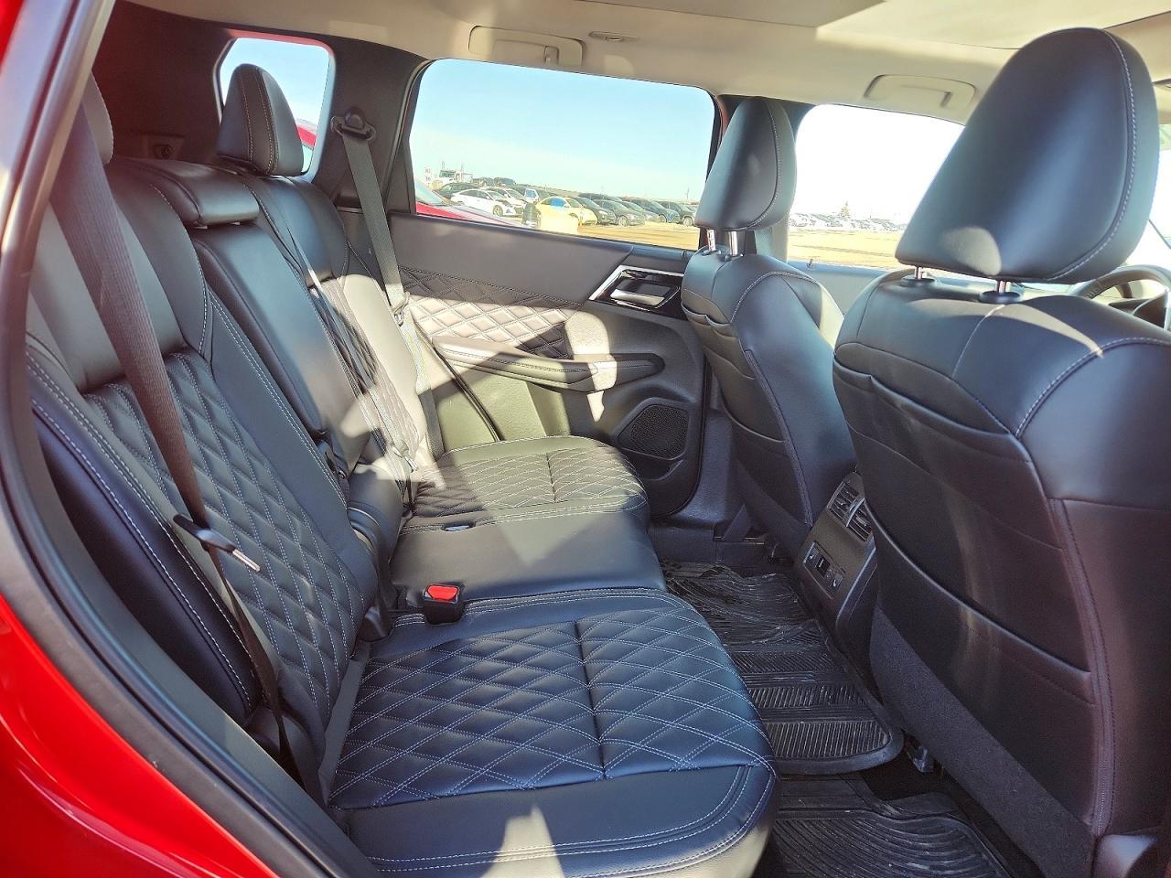 2024 MITSUBISHI outlander
