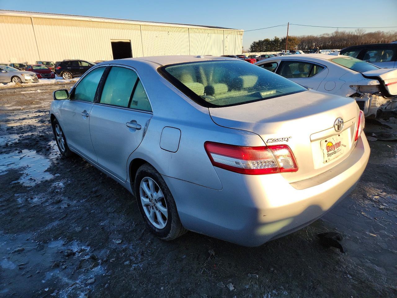 2011 TOYOTA CAMRY