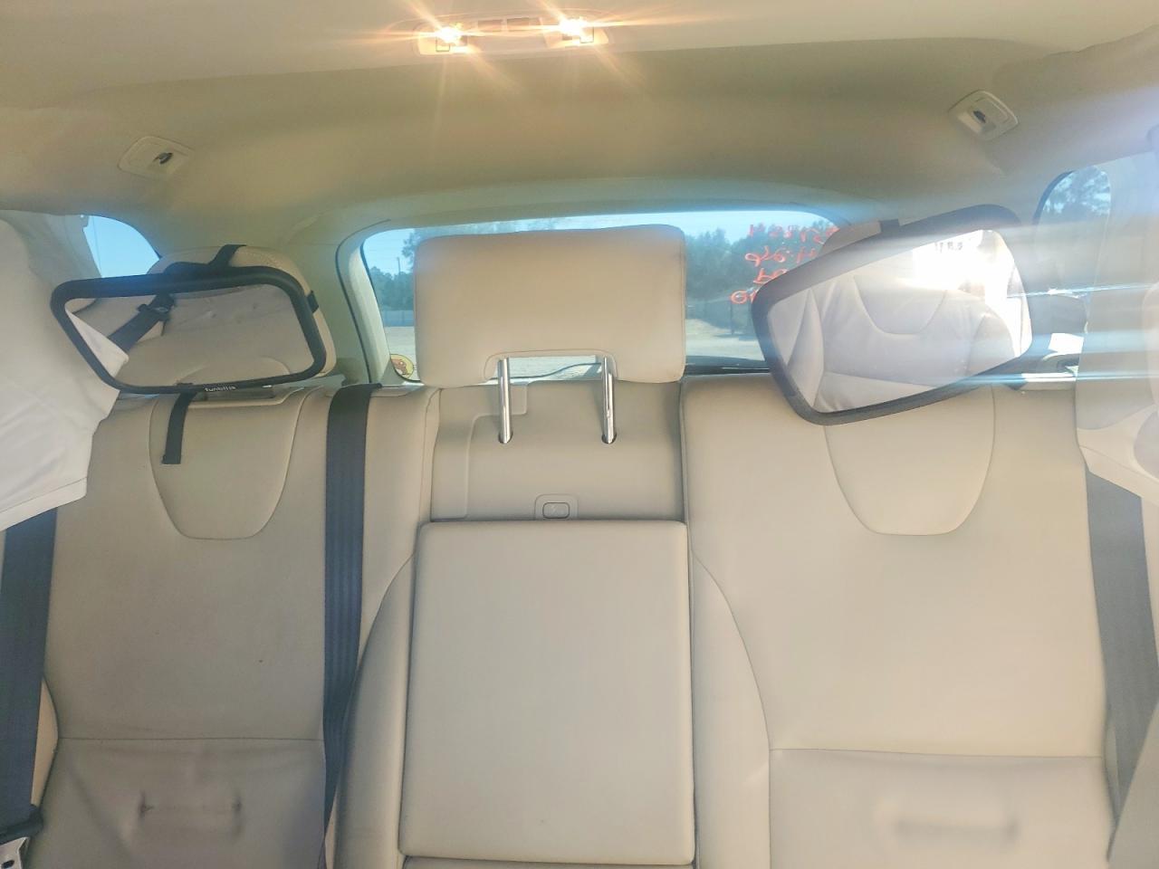 2015 VOLVO XC60