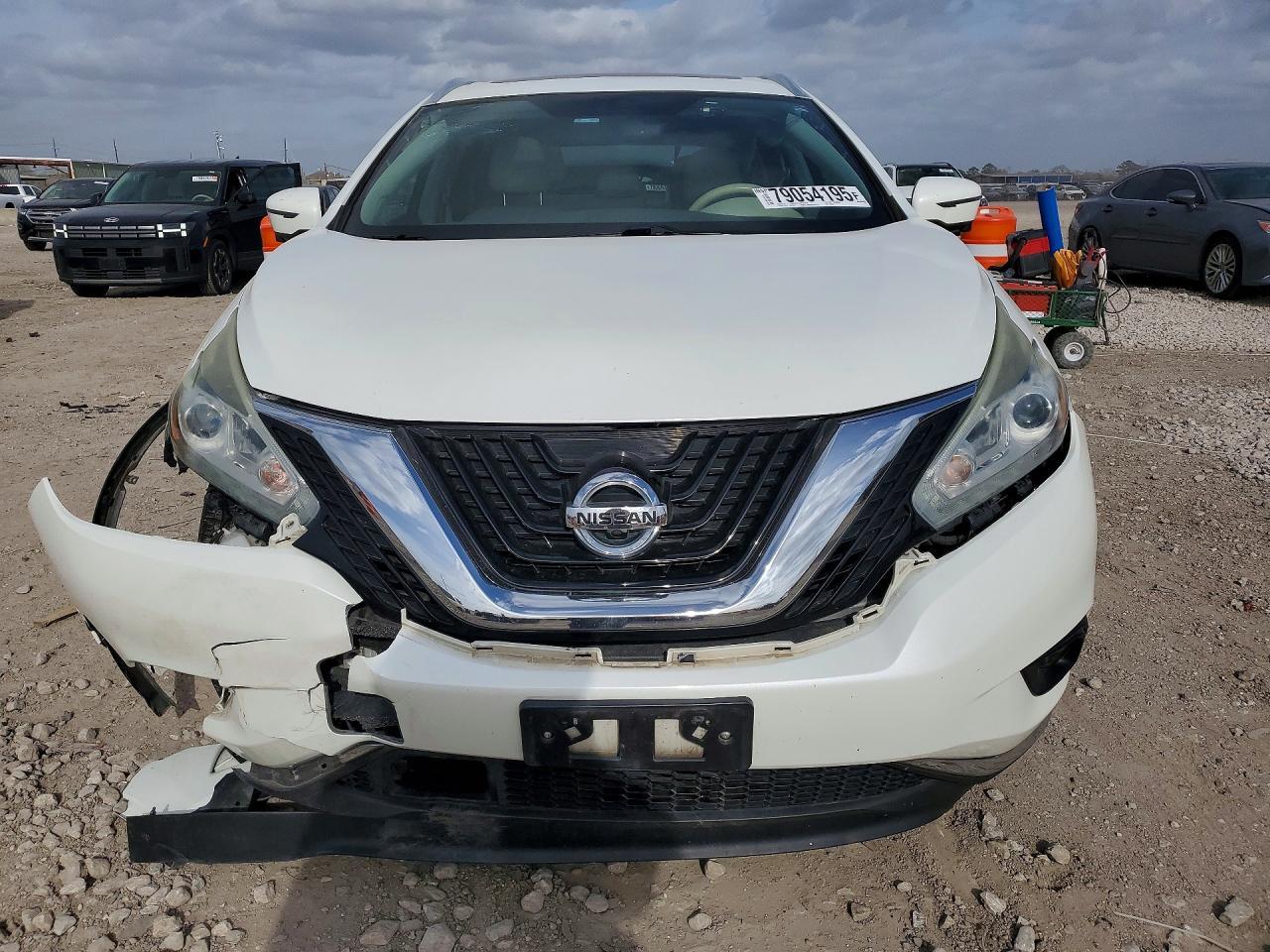 2016 NISSAN MURANO