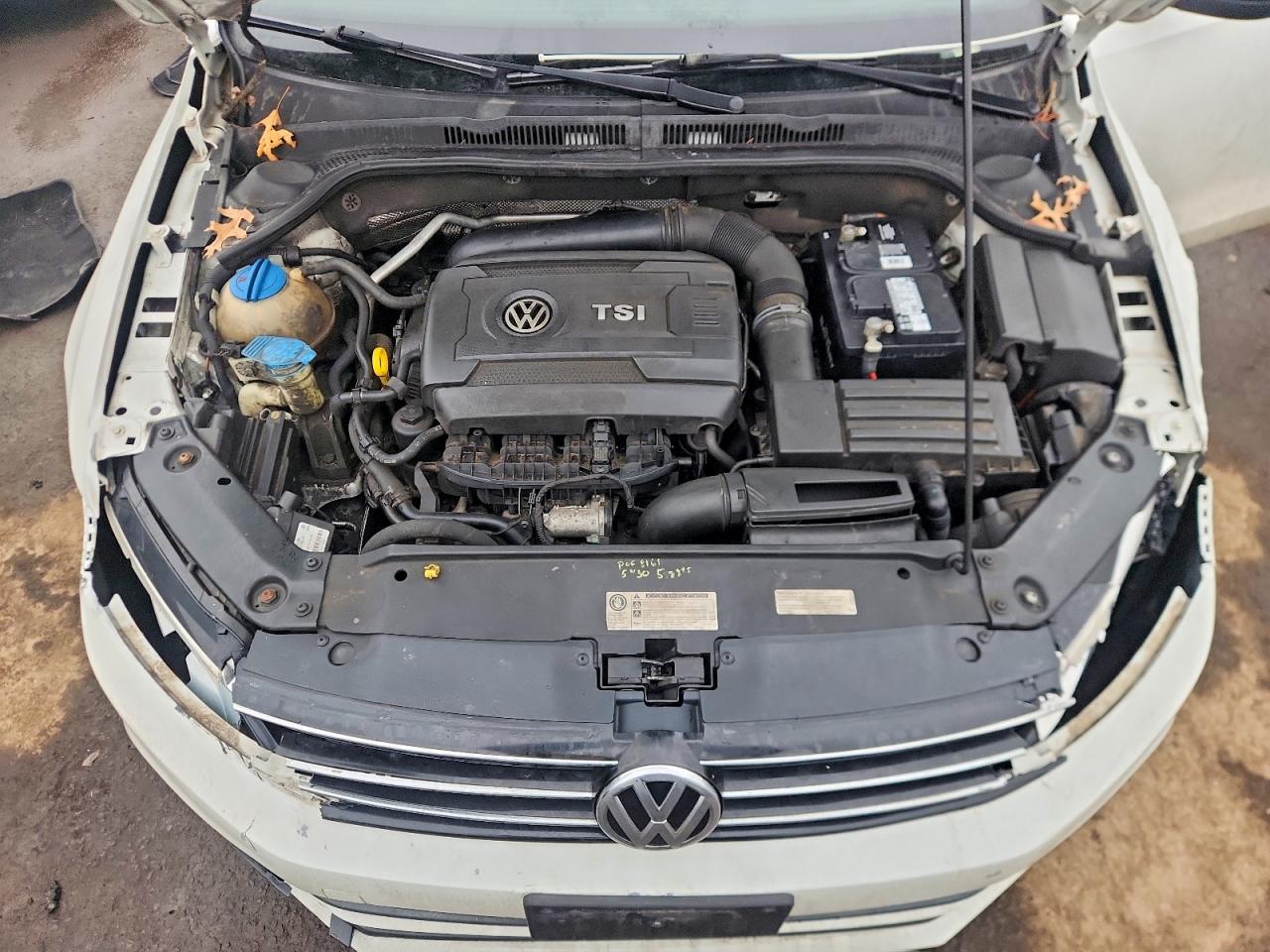 2015 VOLKSWAGEN JETTA
