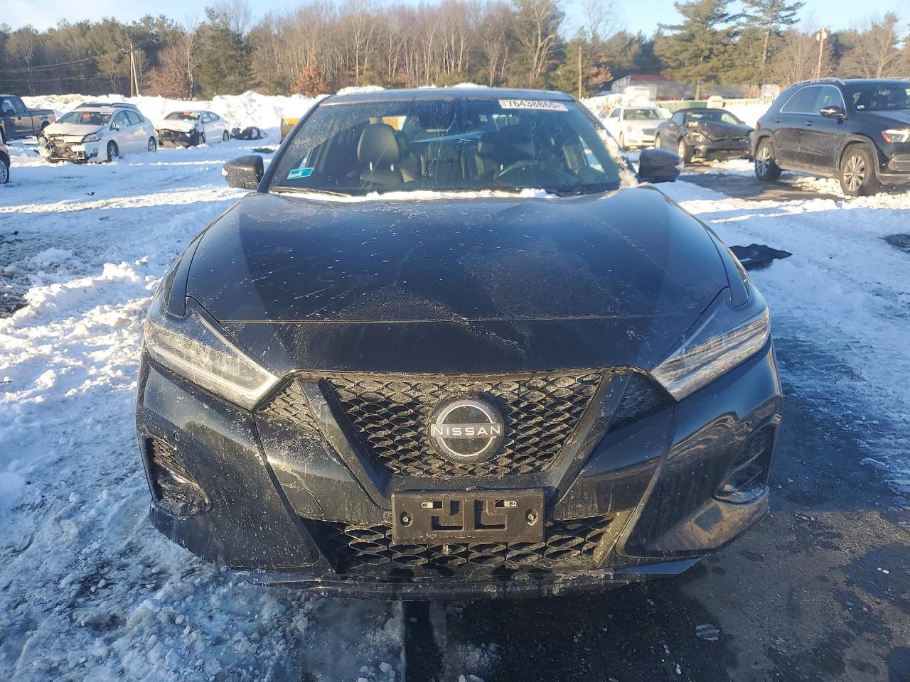 2023 NISSAN Maxima