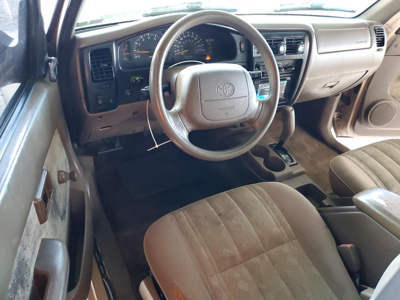 2000 TOYOTA TACOMA