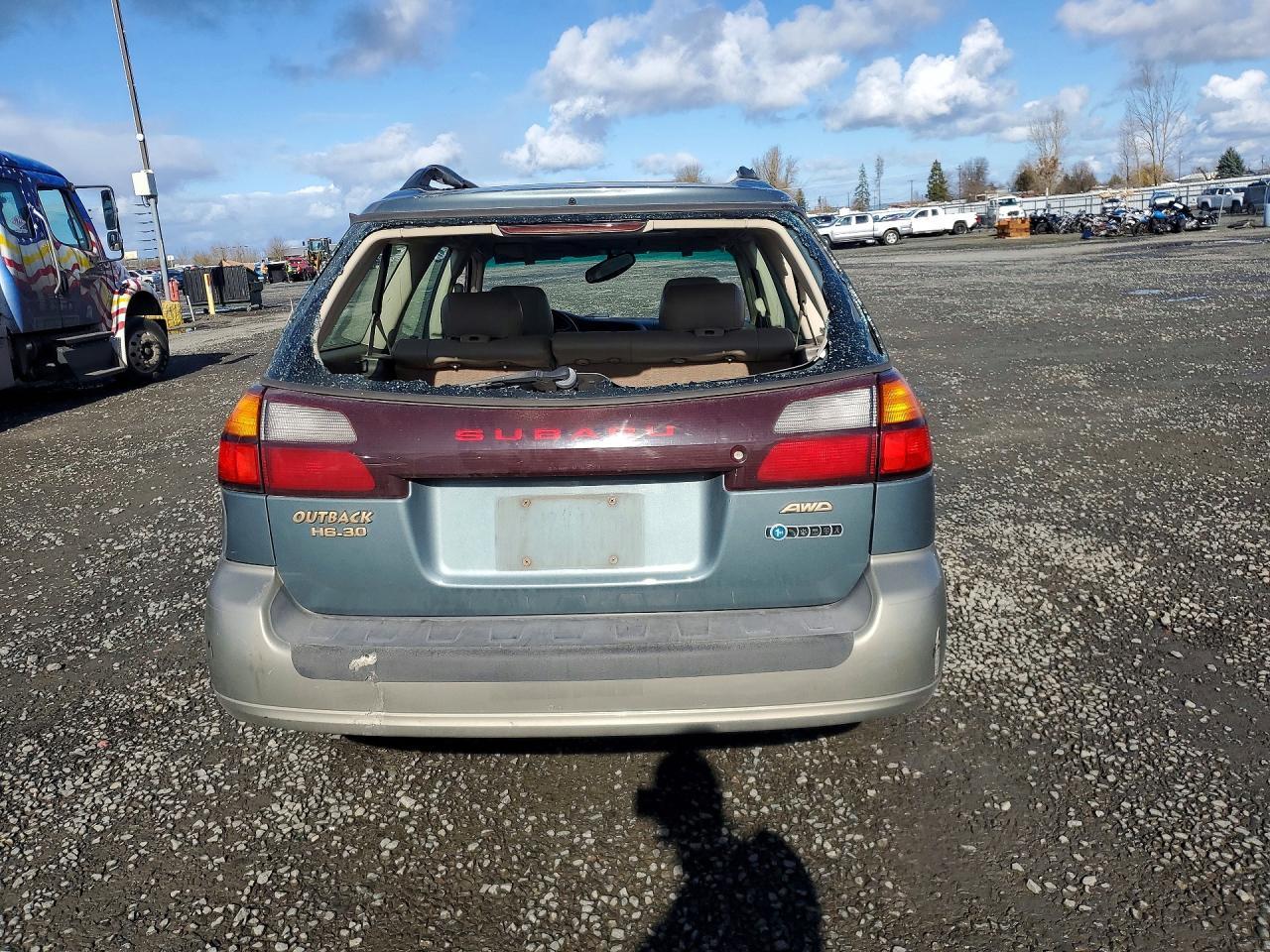 2001 SUBARU Legacy