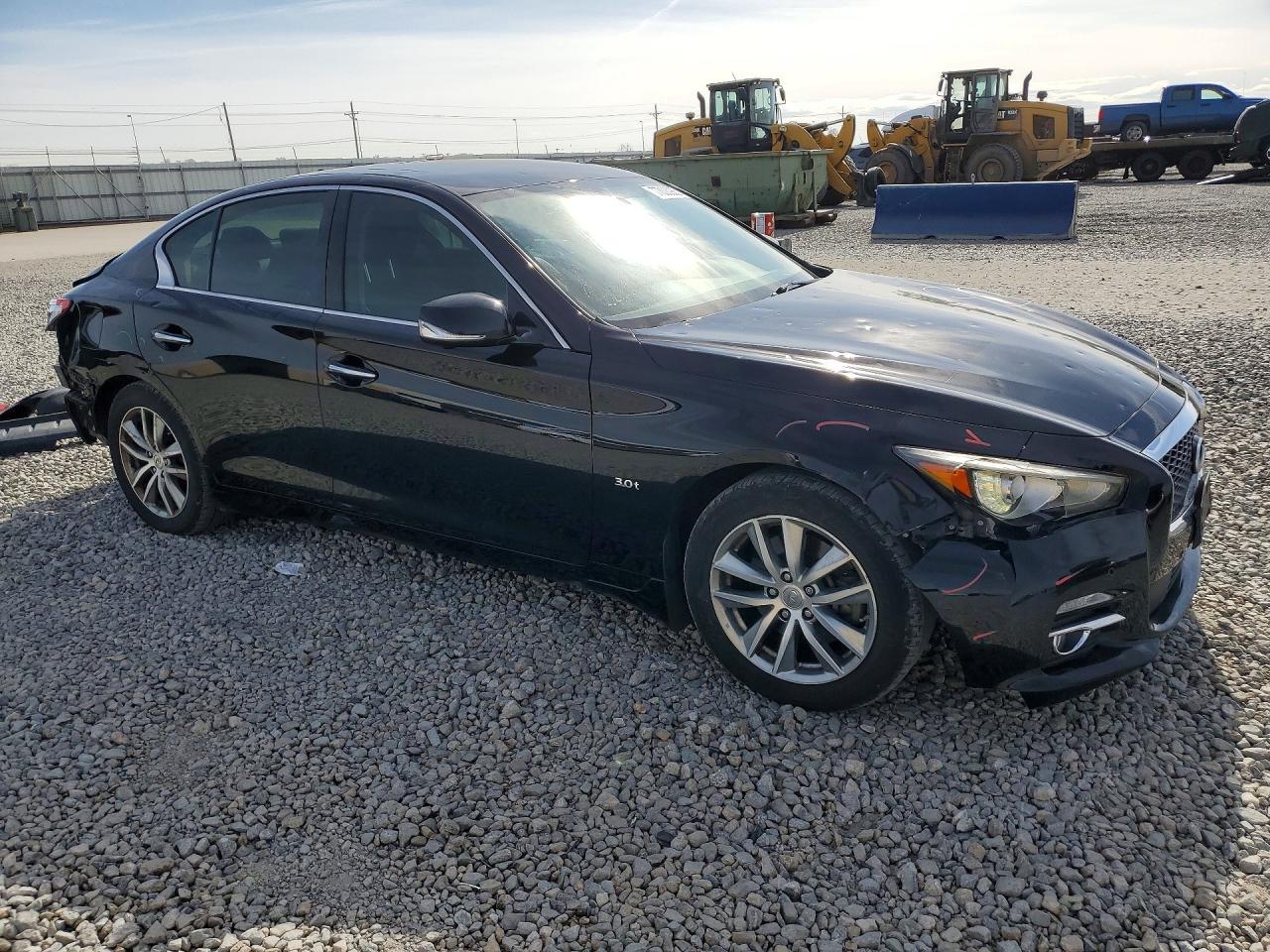 2017 INFINITI Q50