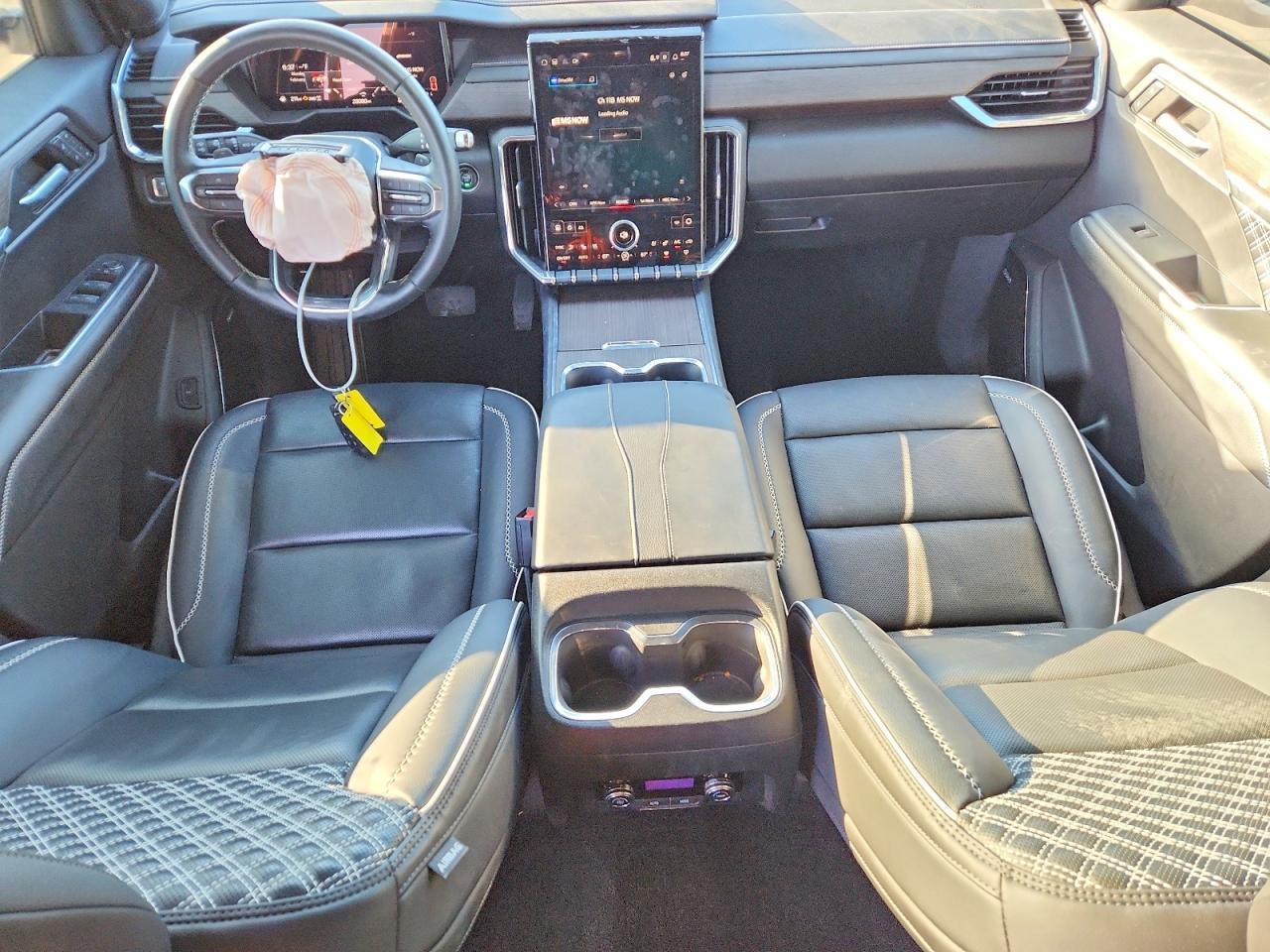2024 GMC ACADIA
