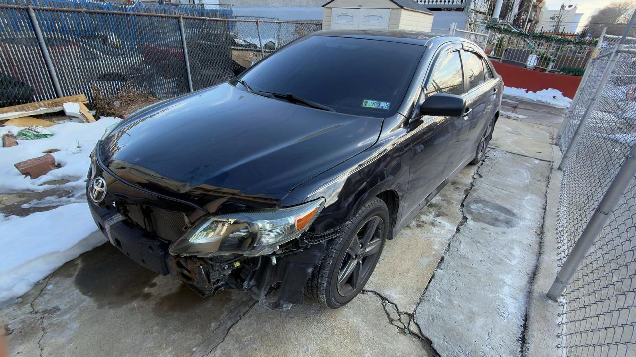 2011 TOYOTA CAMRY