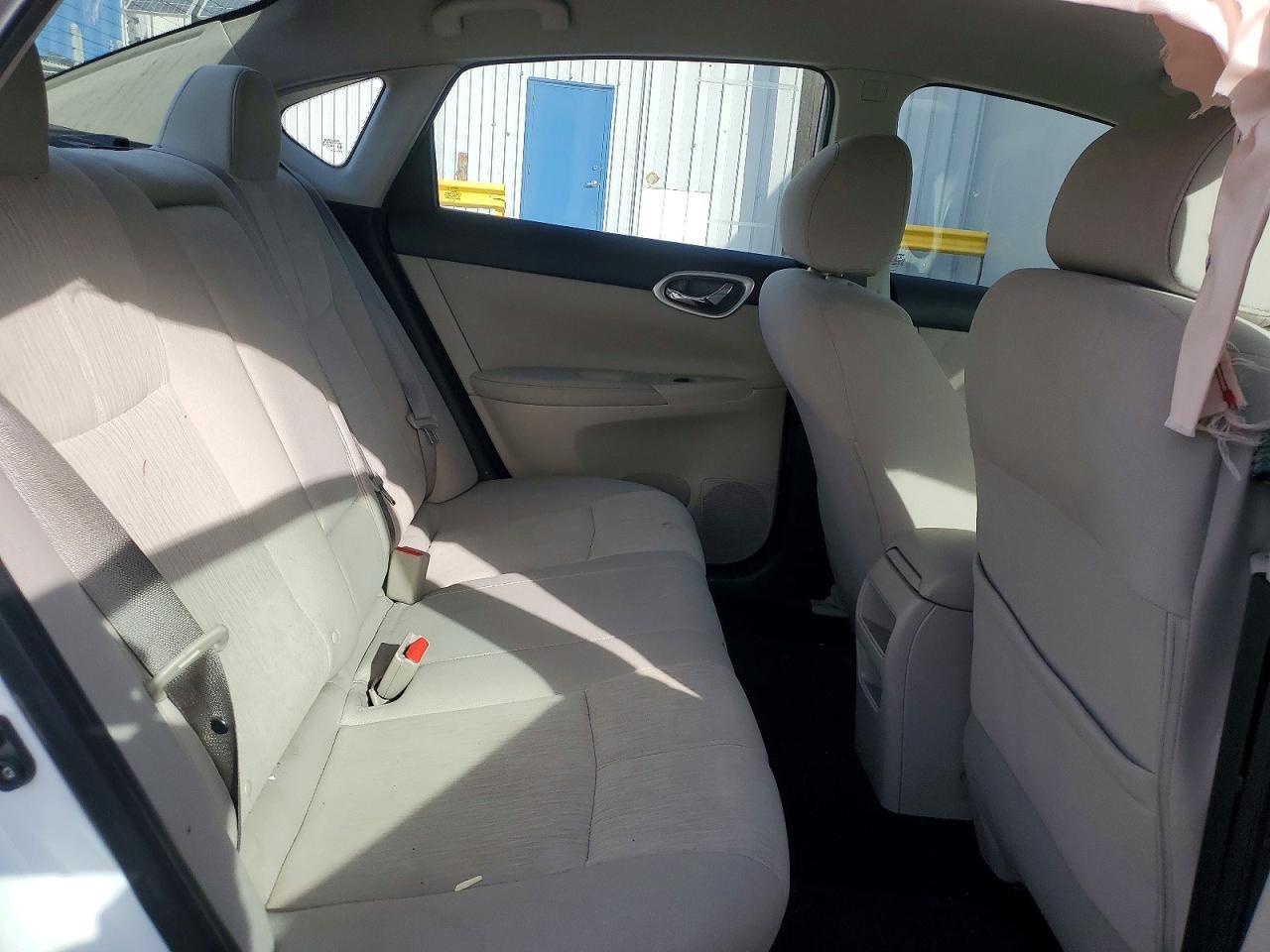 2015 NISSAN SENTRA