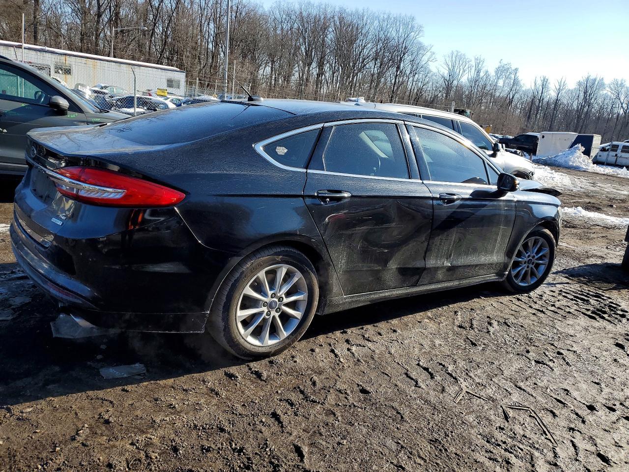 2017 FORD FUSION