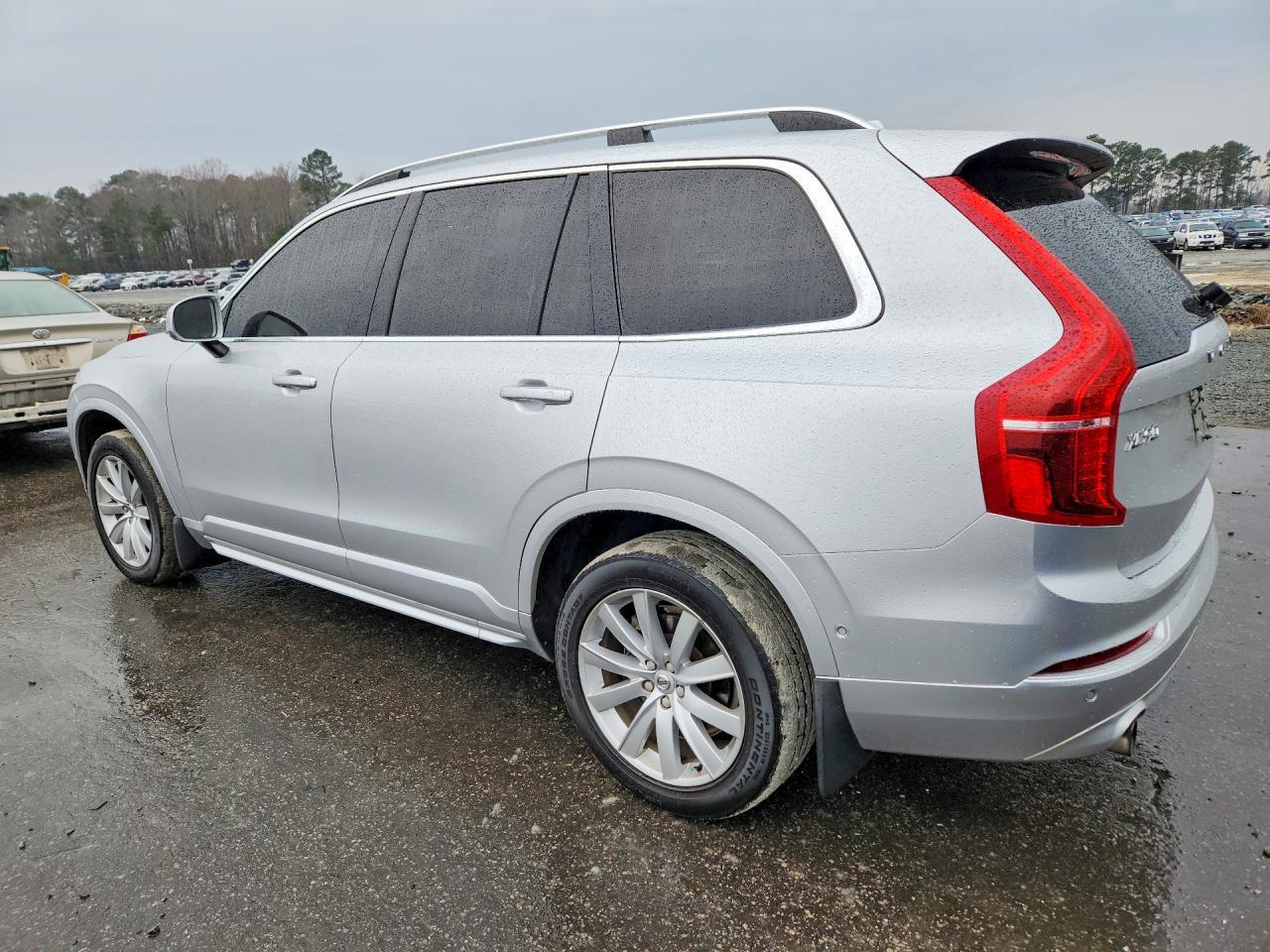 2018 VOLVO XC90