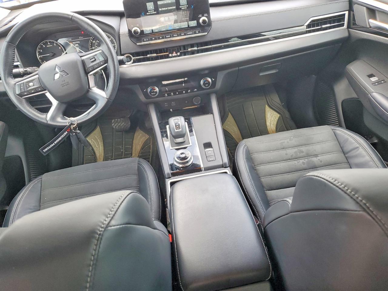 2022 MITSUBISHI outlander