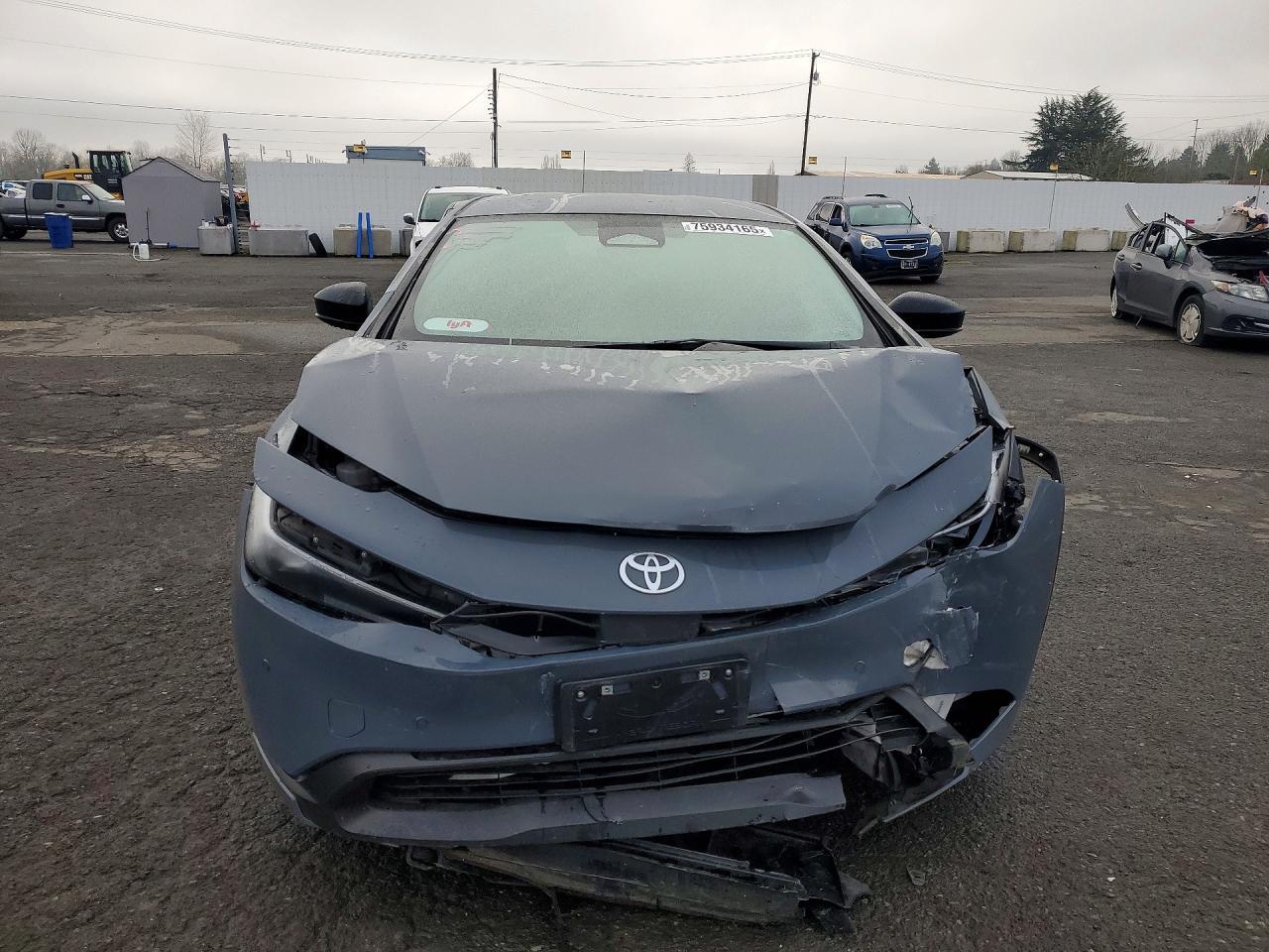 2024 TOYOTA PRIUS