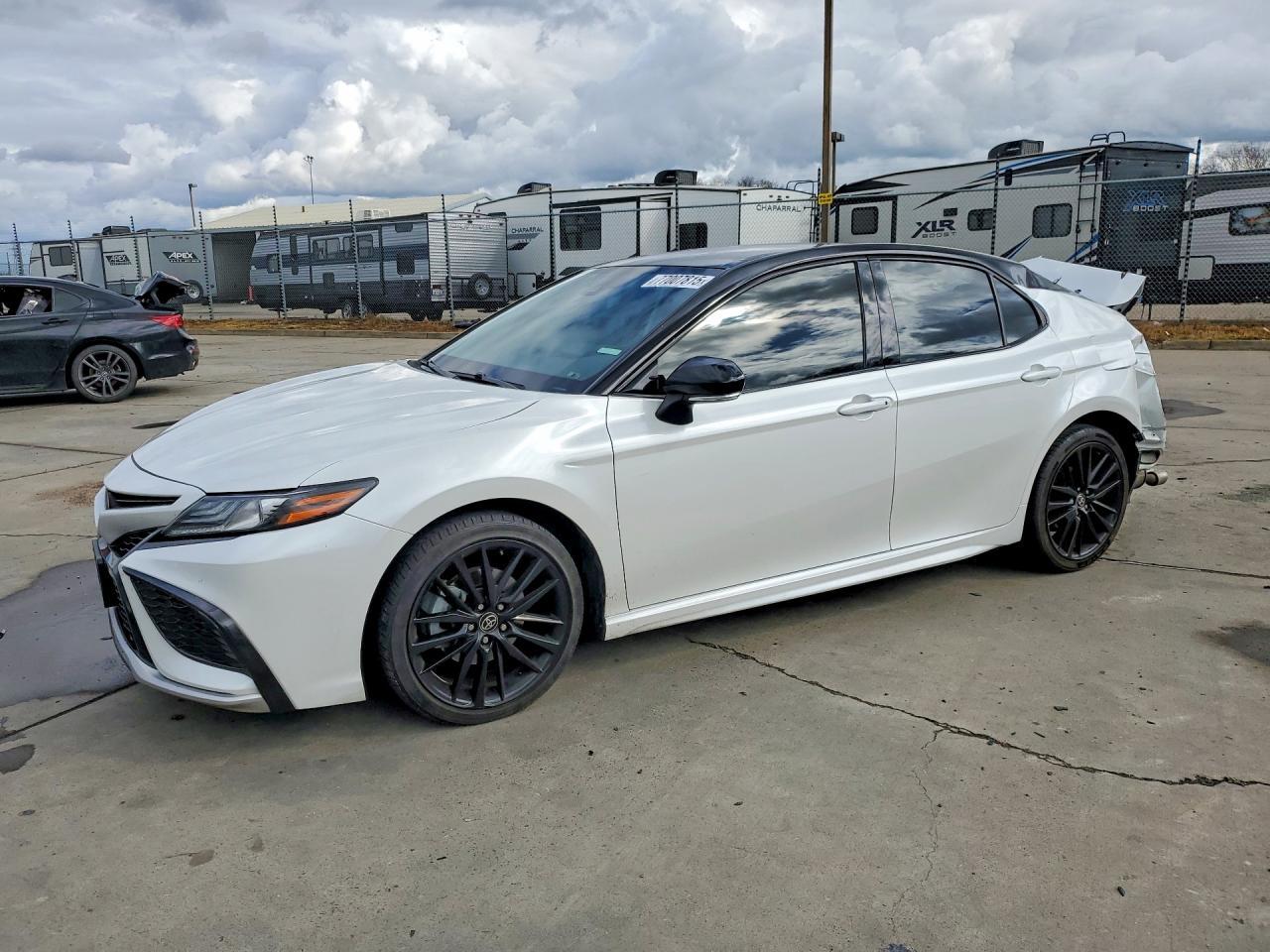 2022 TOYOTA CAMRY