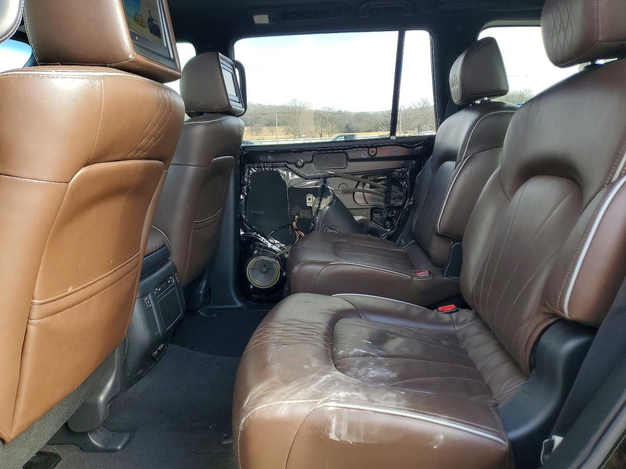 2016 INFINITI QX80
