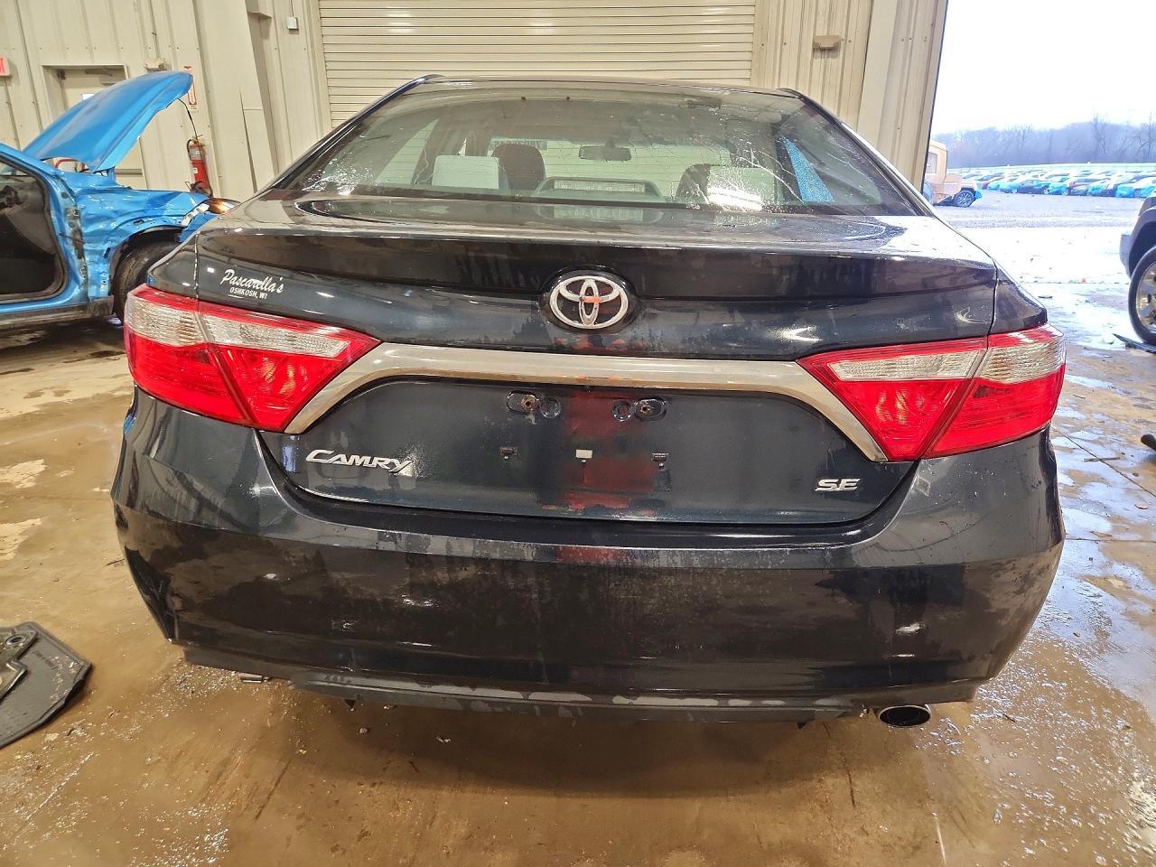 2015 TOYOTA CAMRY