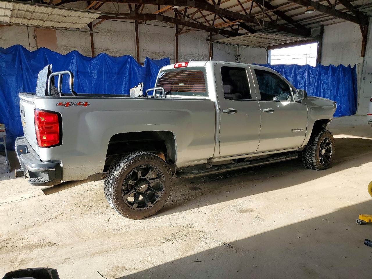 2017 CHEVROLET Silverado 2500