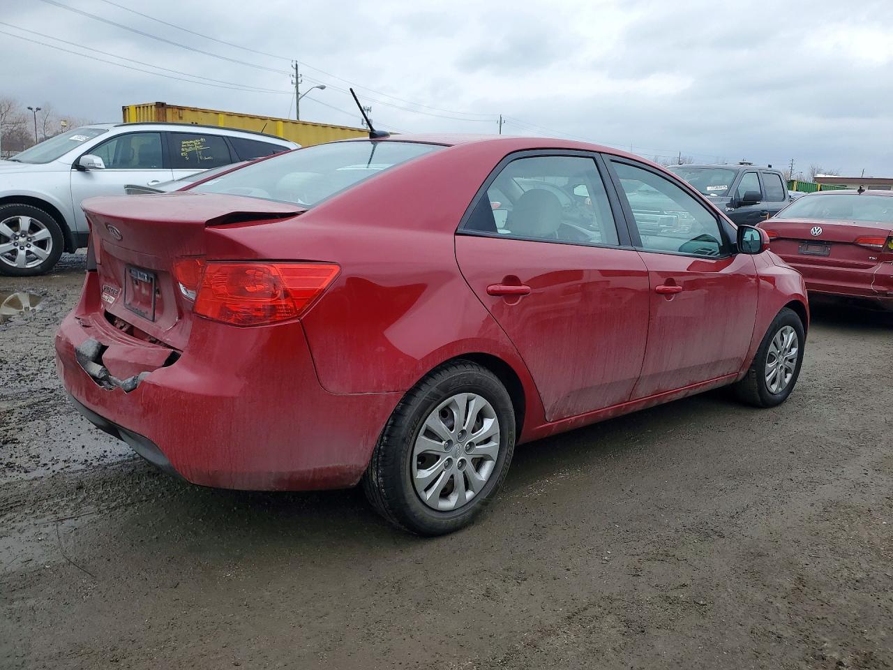 2013 KIA FORTE
