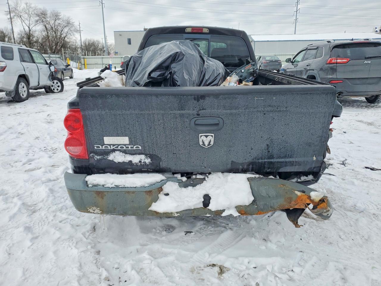 2005 DODGE Dakota