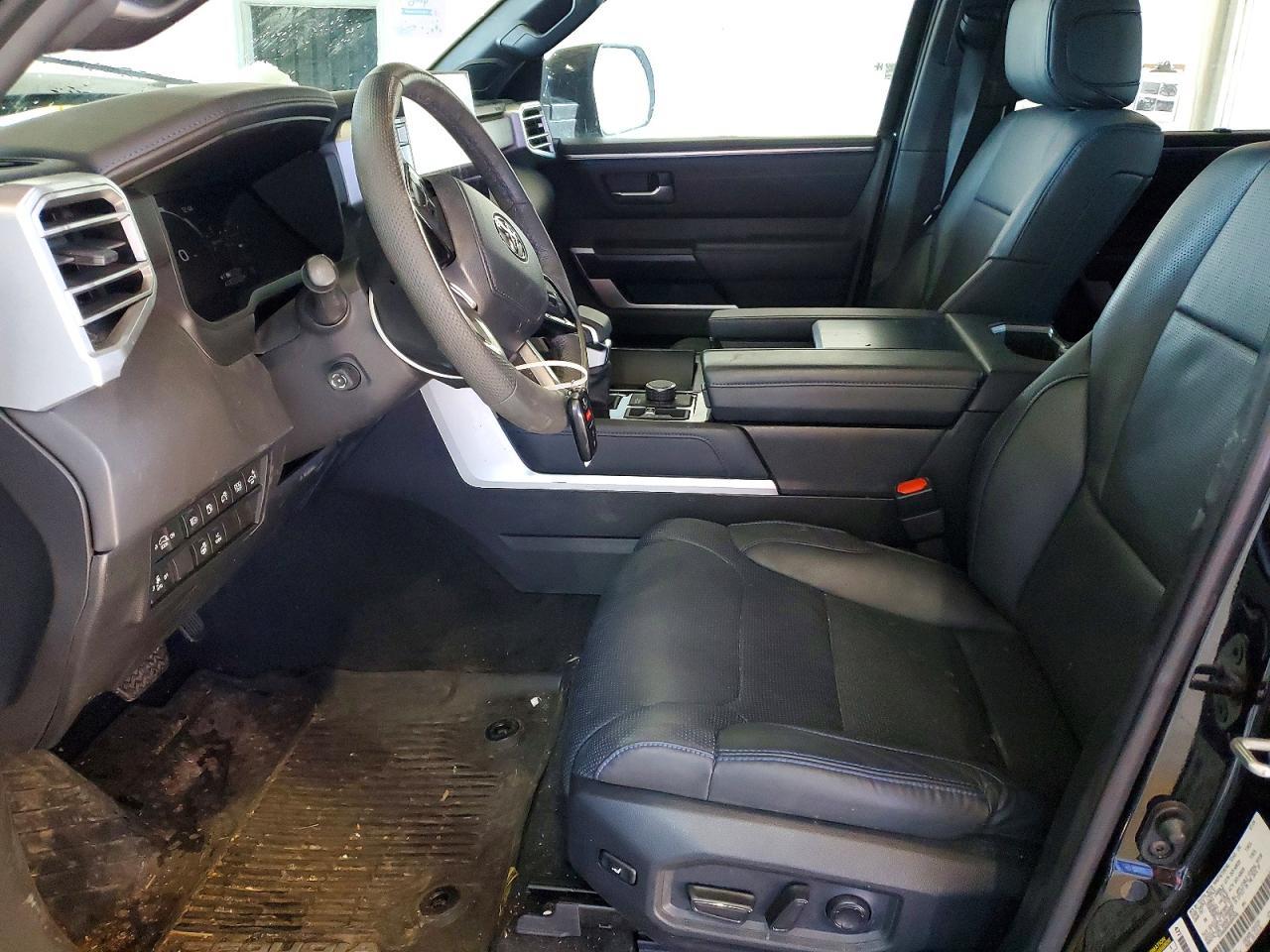 2024 TOYOTA Sequoia