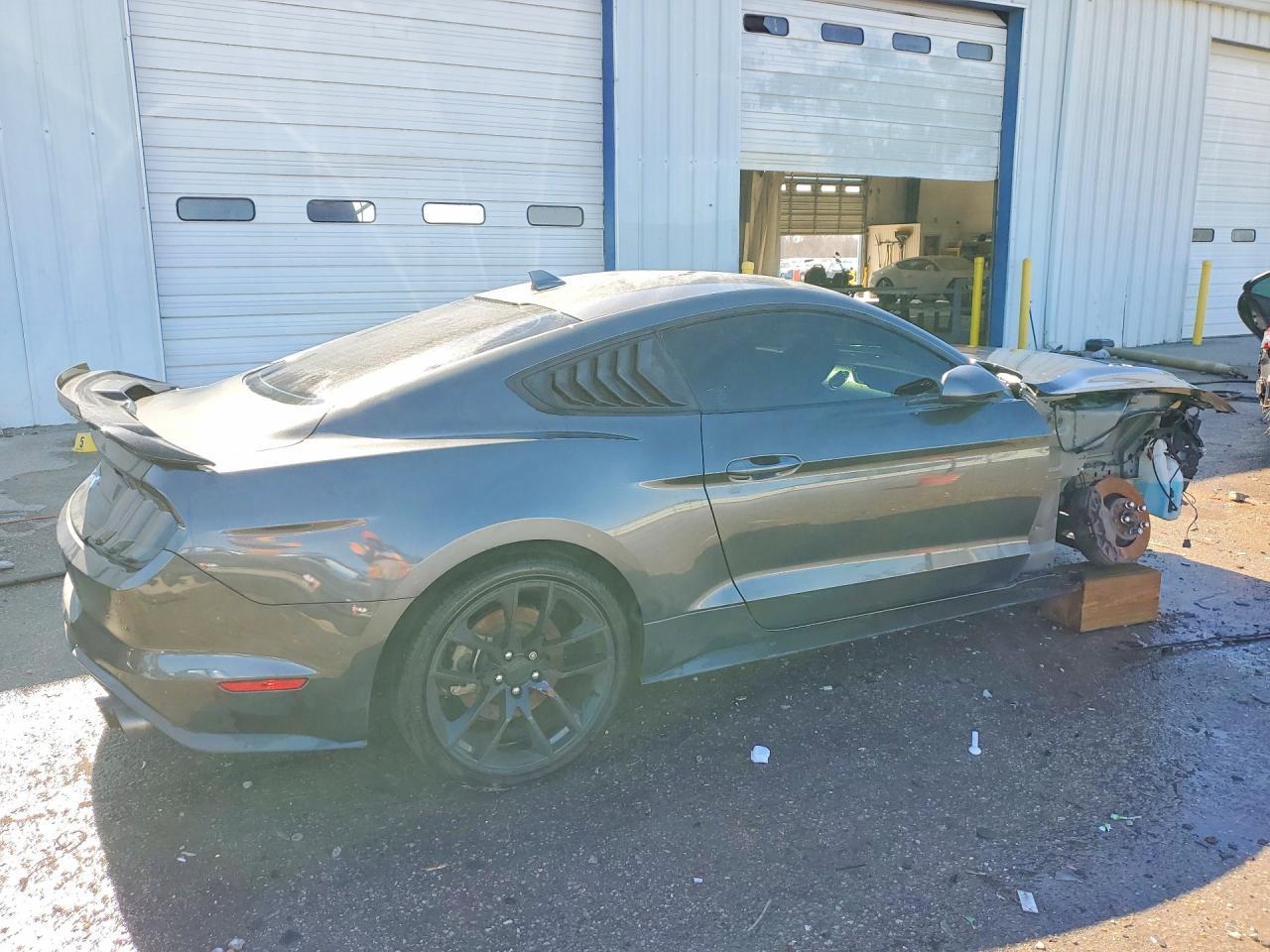 2020 FORD MUSTANG