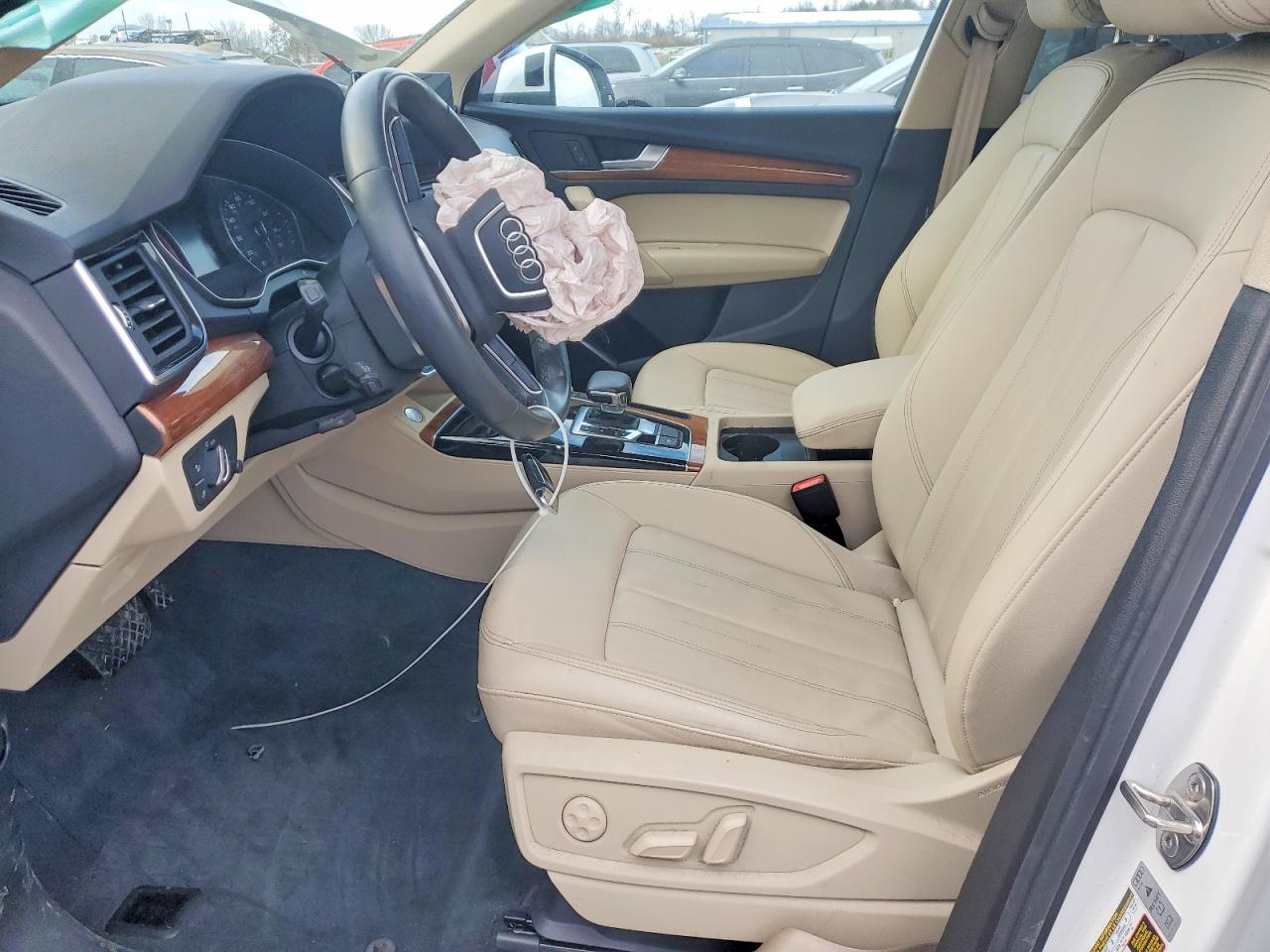 2023 AUDI Q5
