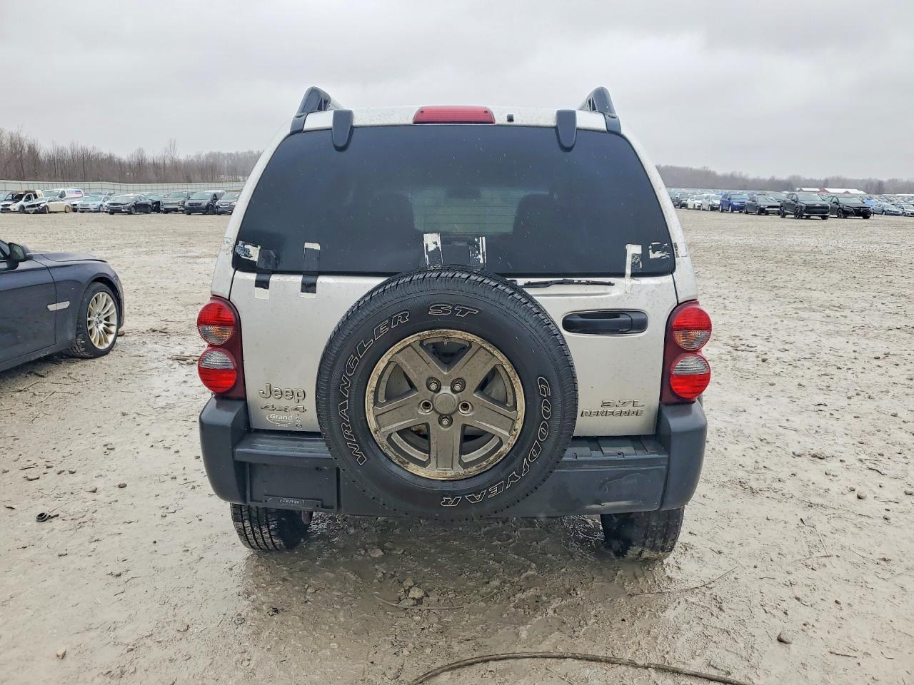 2005 JEEP Liberty