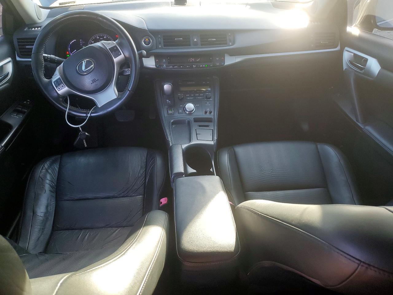 2013 LEXUS CT 200H