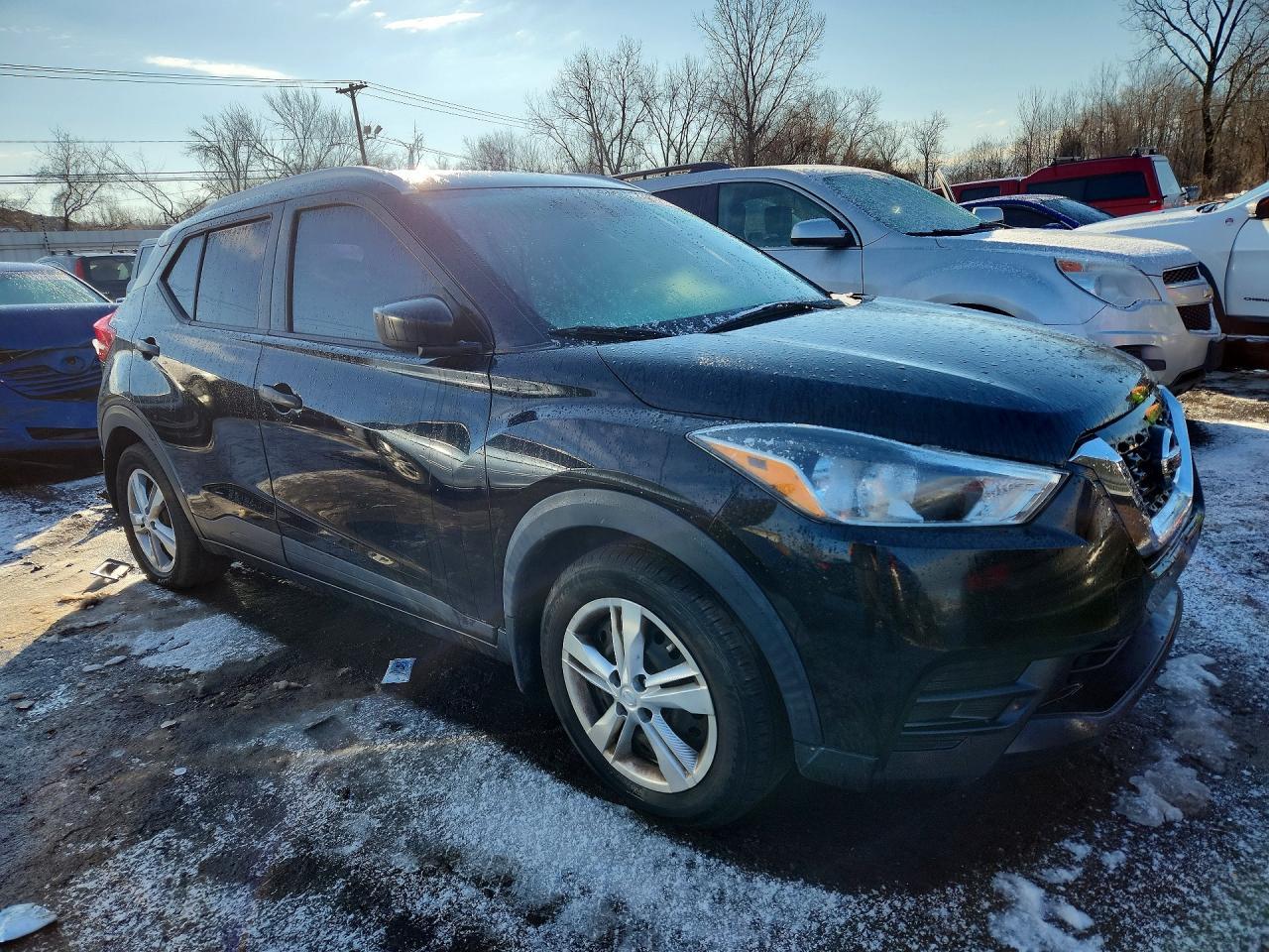 2019 NISSAN KICKS