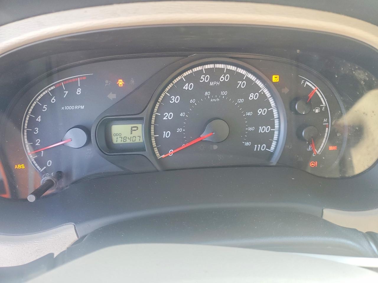 2013 TOYOTA SIENNA