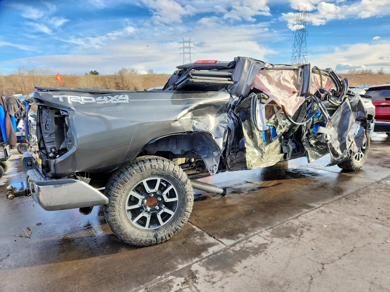 2019 TOYOTA TUNDRA