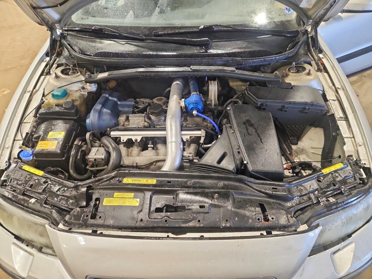 2004 VOLVO S60
