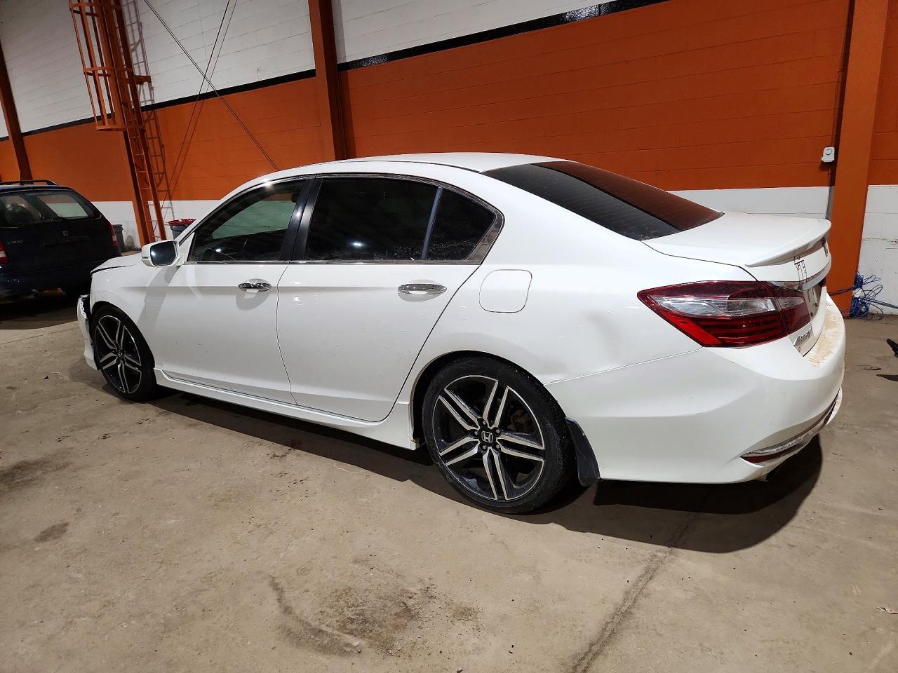 2016 HONDA ACCORD