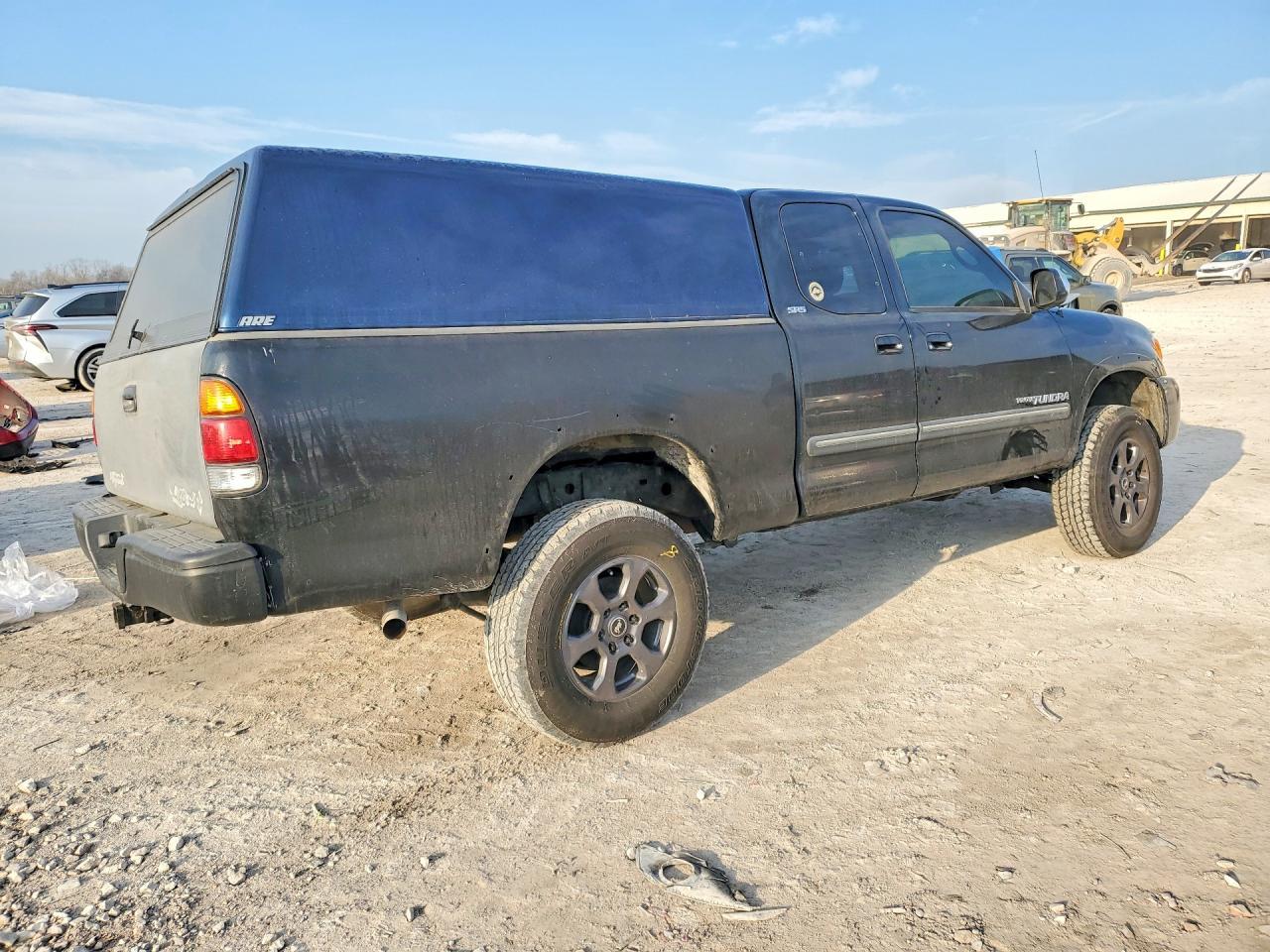 2003 TOYOTA TUNDRA