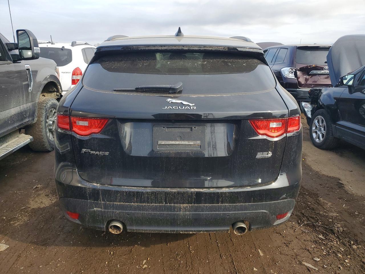 2017 JAGUAR F-Pace