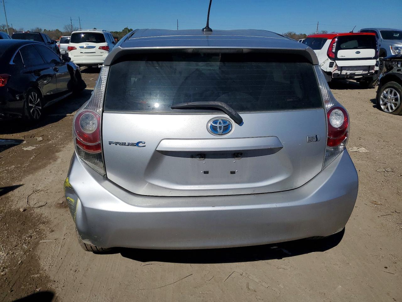2012 TOYOTA Prius c