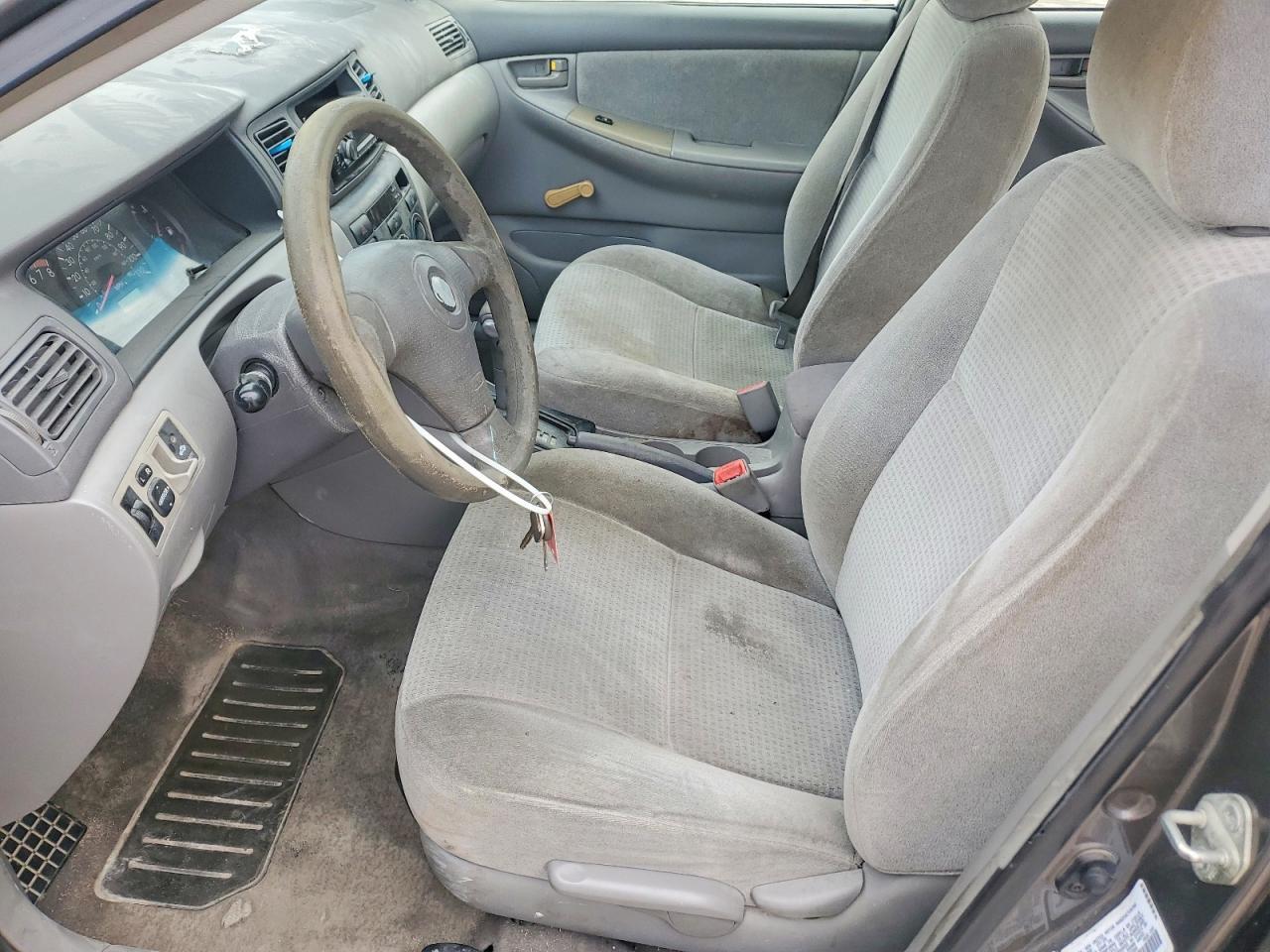 2005 TOYOTA COROLLA