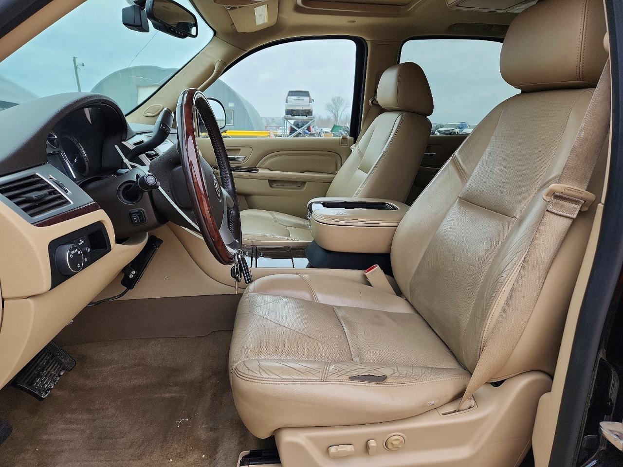 2014 CADILLAC ESCALADE