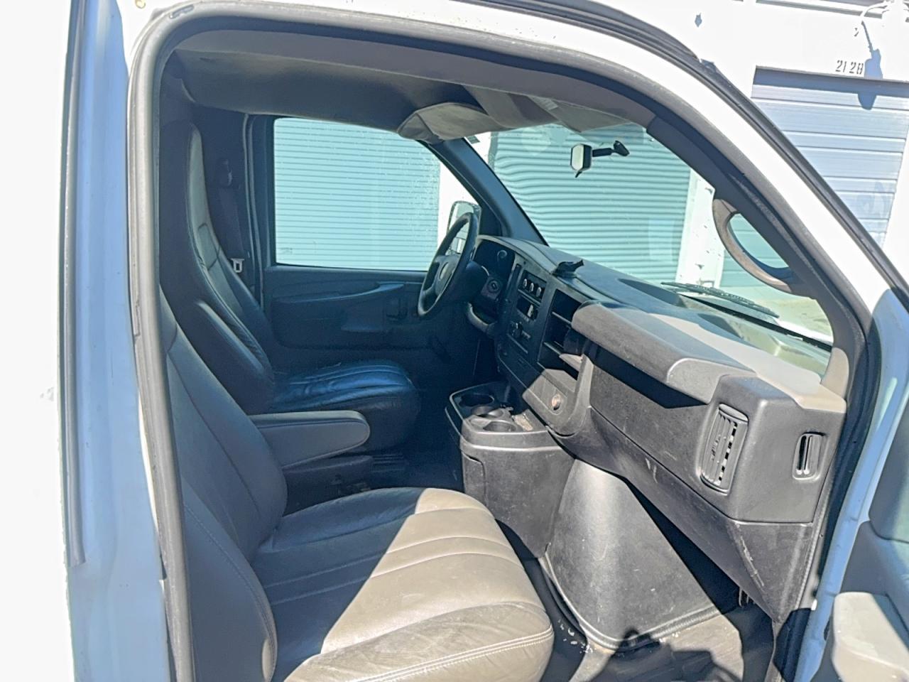 2012 CHEVROLET Express 1500