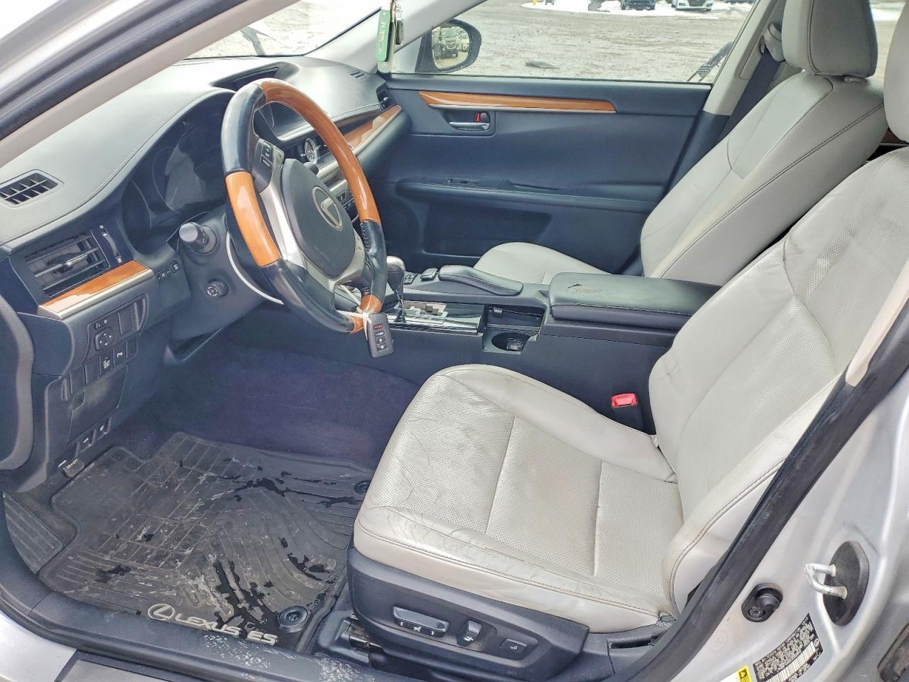 2014 LEXUS ES 300H