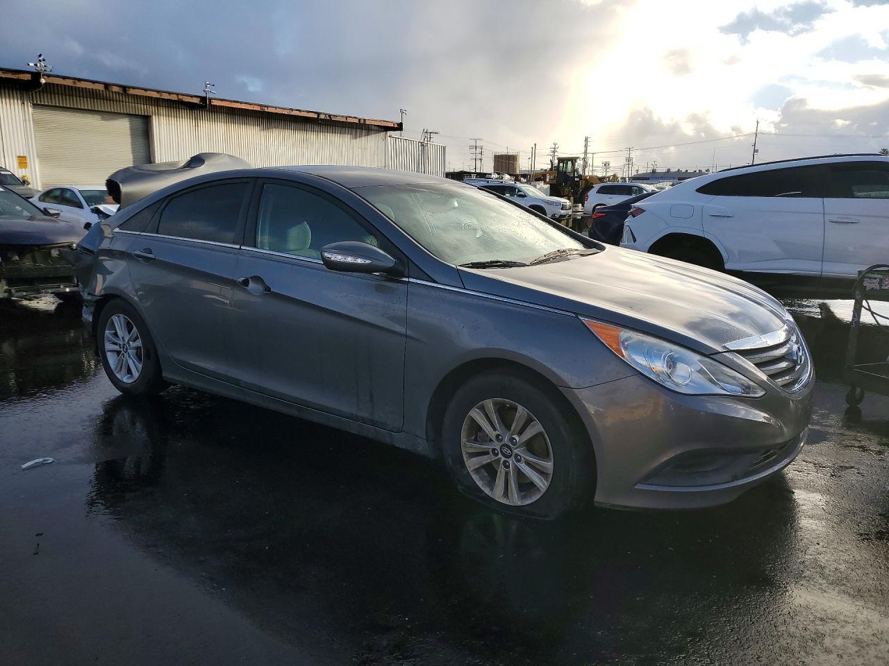2014 HYUNDAI SONATA