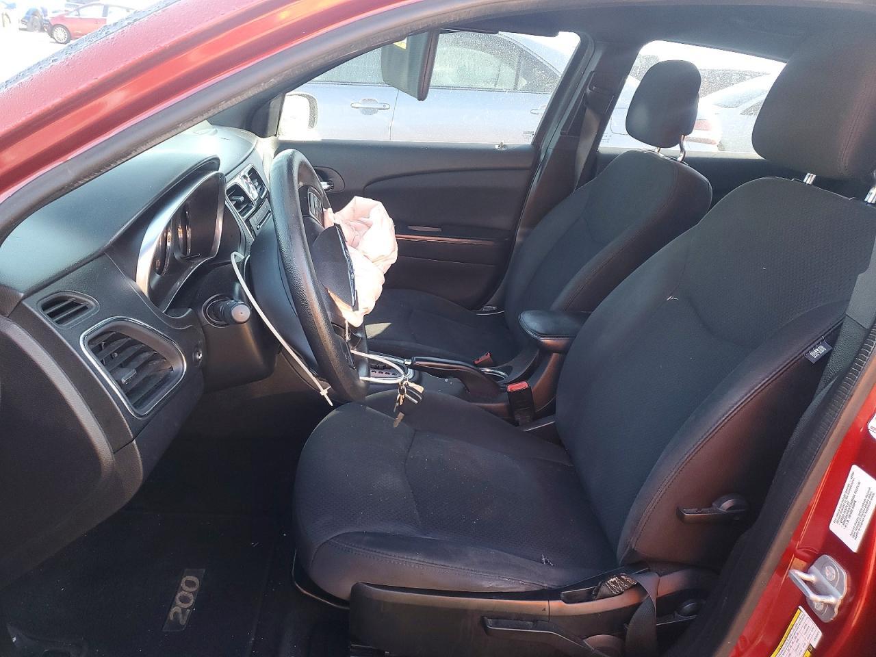 2014 CHRYSLER 200