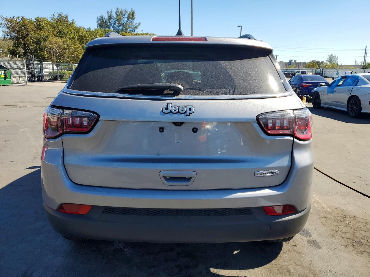 2018 JEEP Compass