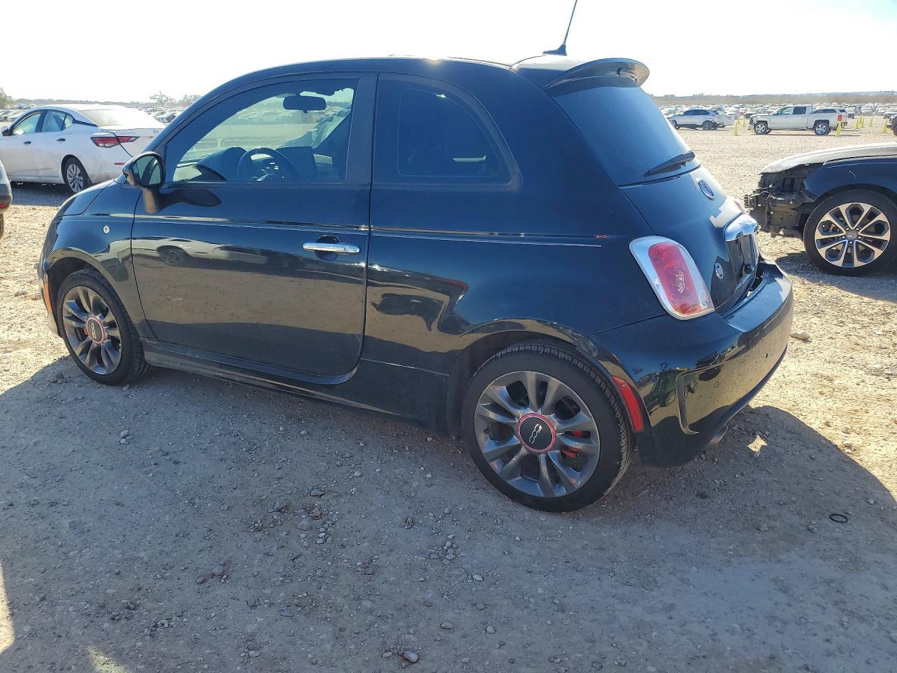 2015 FIAT 500