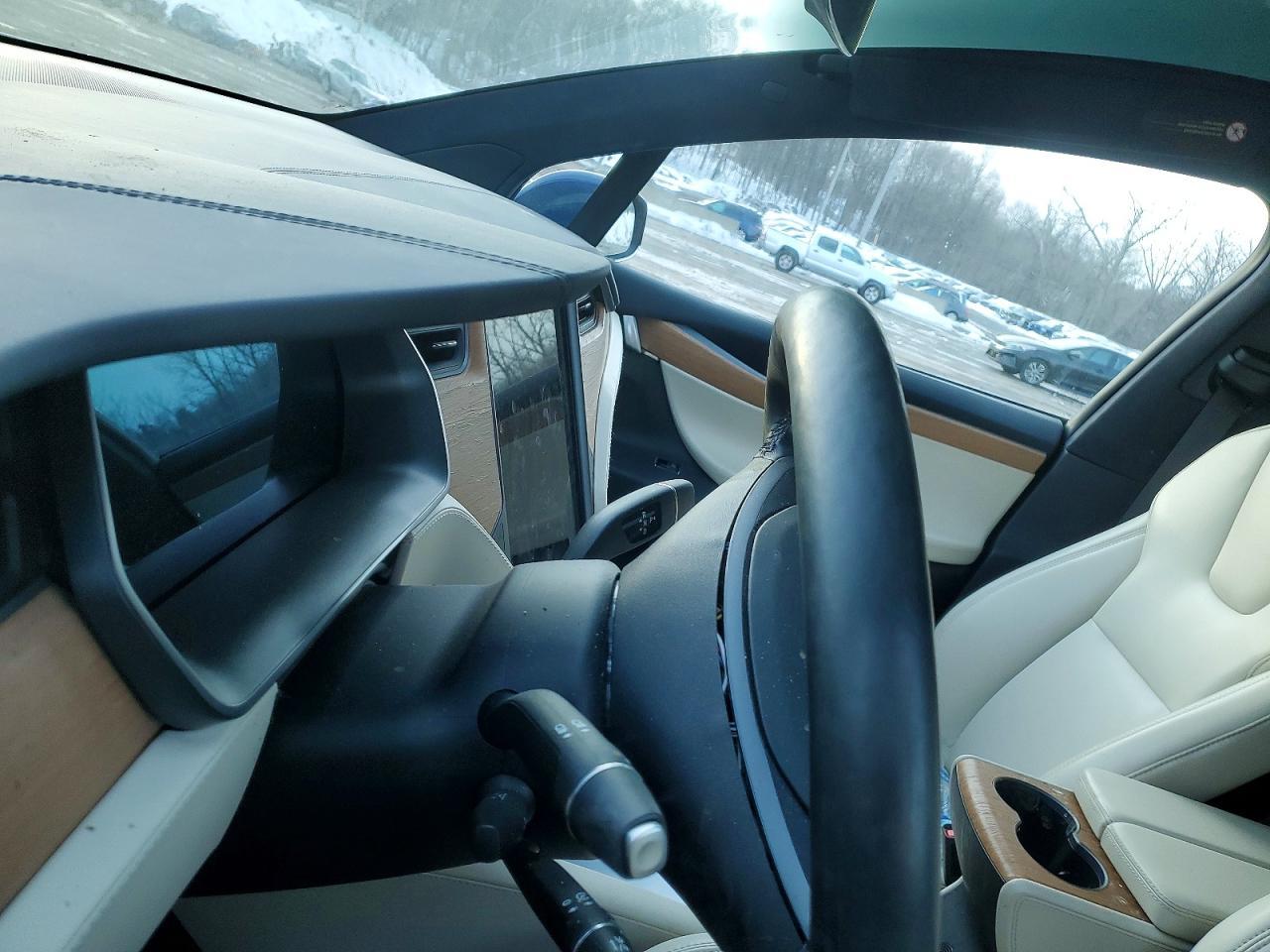 2020 TESLA MODEL X