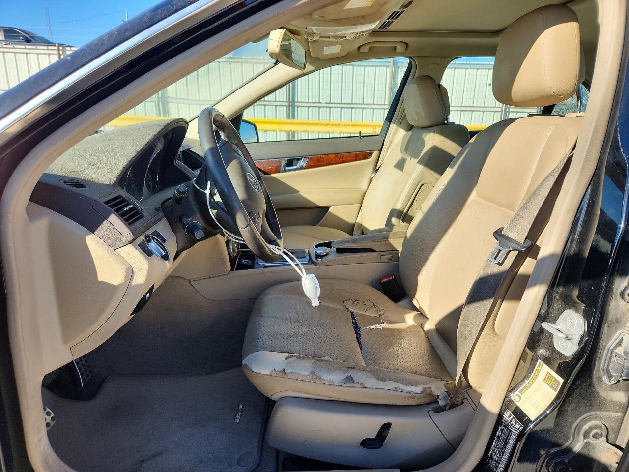 2011 MERCEDES-BENZ C-CLASS