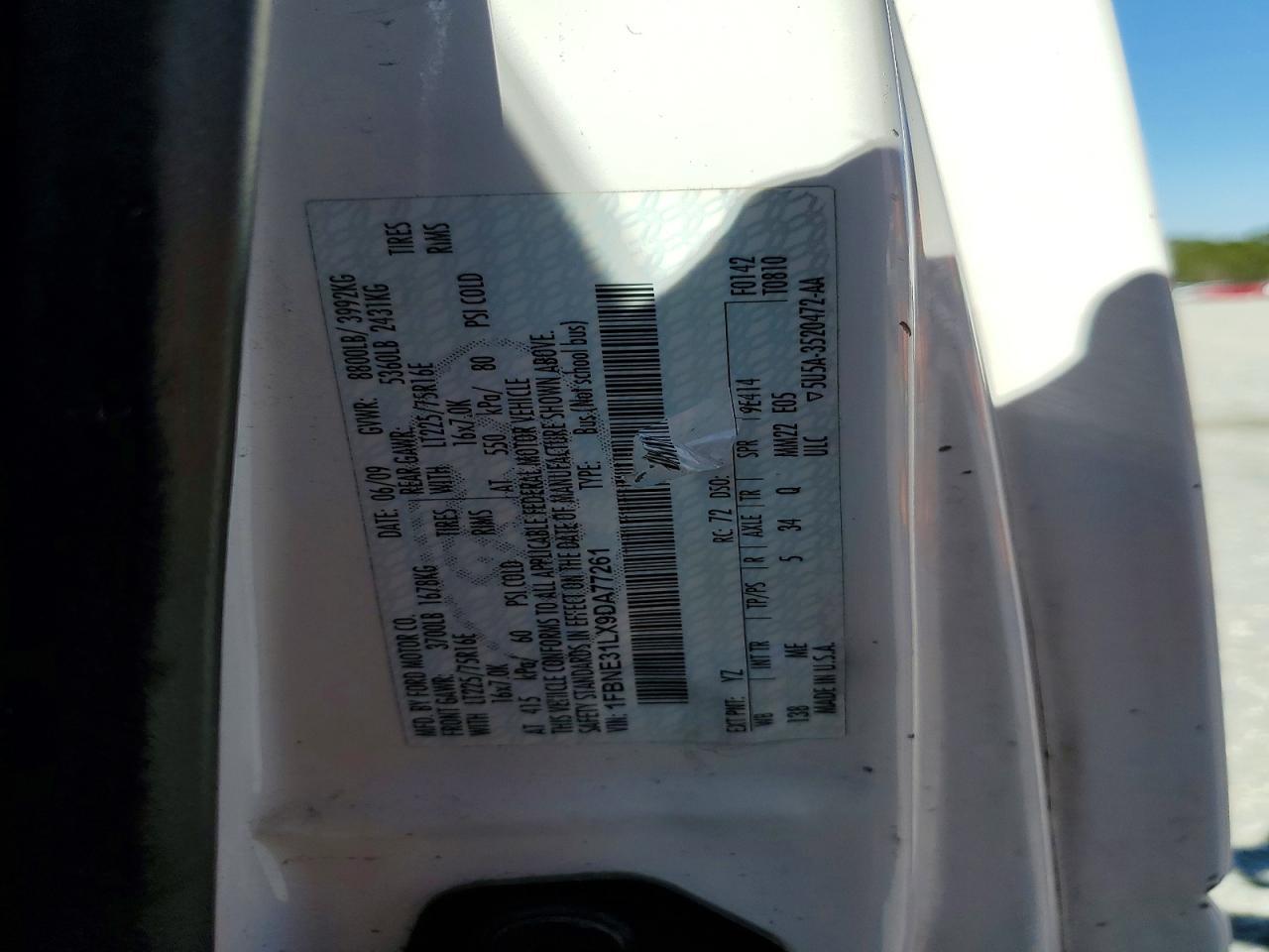 2009 FORD Econoline E350