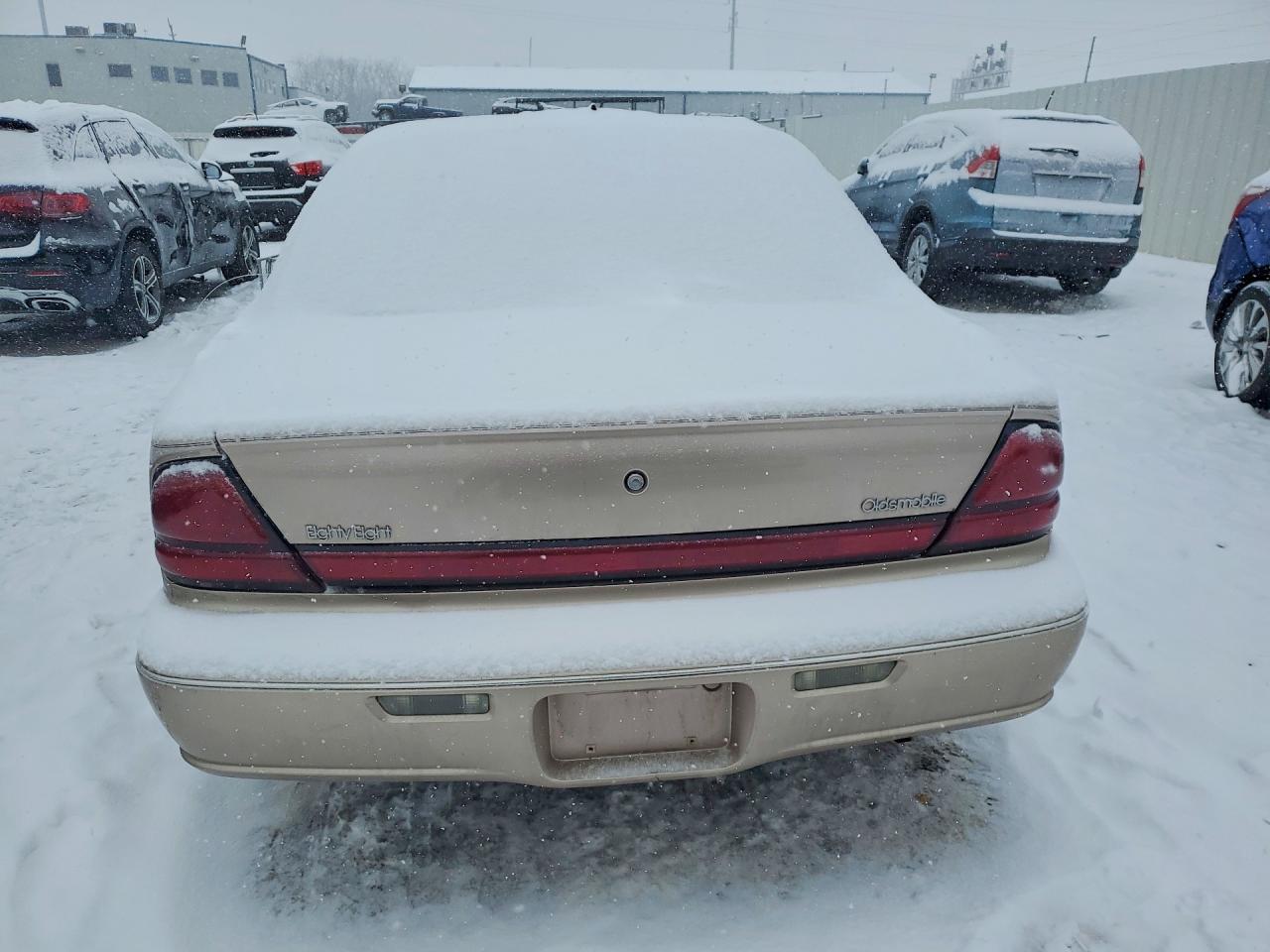 1999 OLDSMOBILE 88