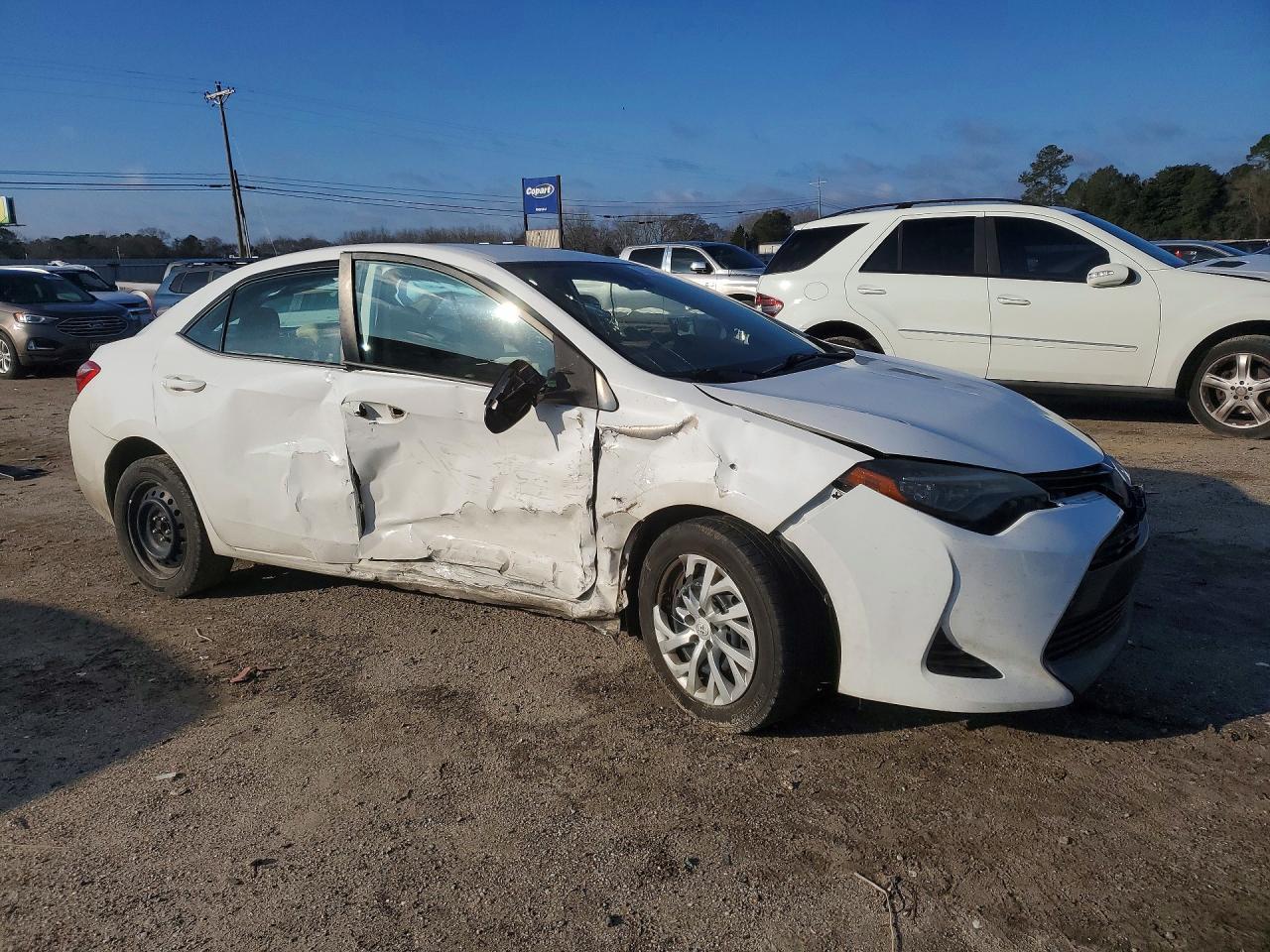 2018 TOYOTA COROLLA